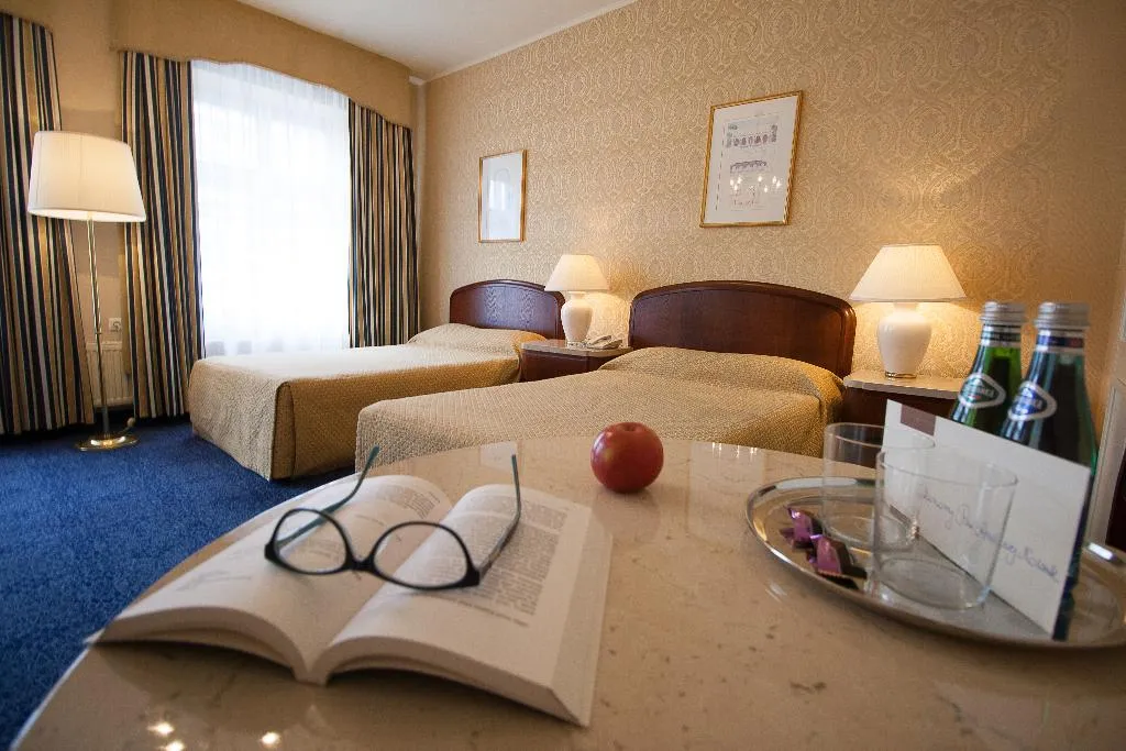 Double or Twin STANDARD Room, Grand Hotel, Krakow