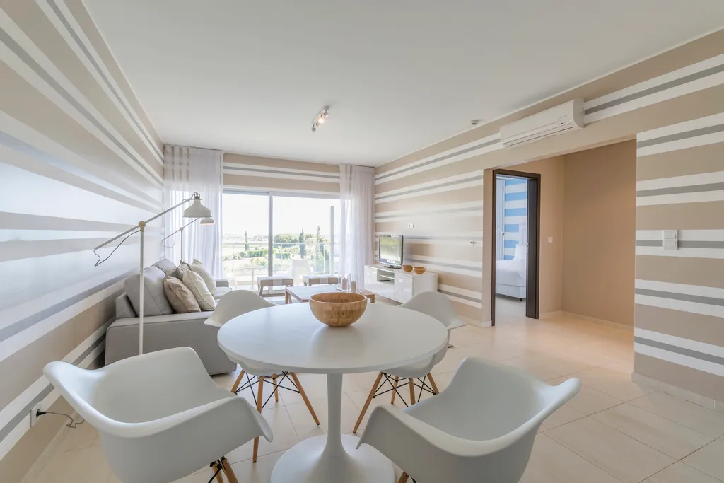 APARTMENT DELUXE TWO BEDROOM Room, Laguna Vilamoura, Algarve