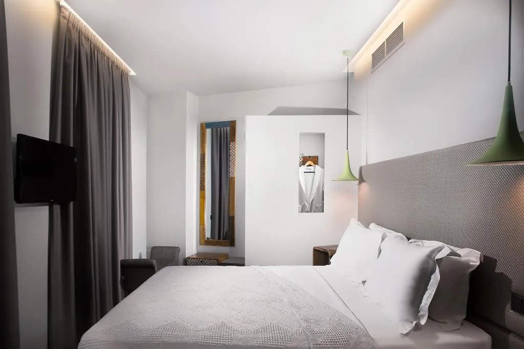 JUNIOR SUITE WITH BALCONY Room, 36O Degrees Pop Art, Athens