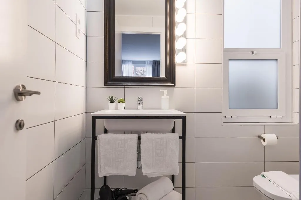 TRIPLE STANDARD Room, House by pillow, Barcelona