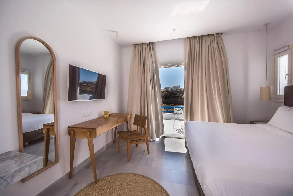 Room, San Antonio Summerland, Mykonos