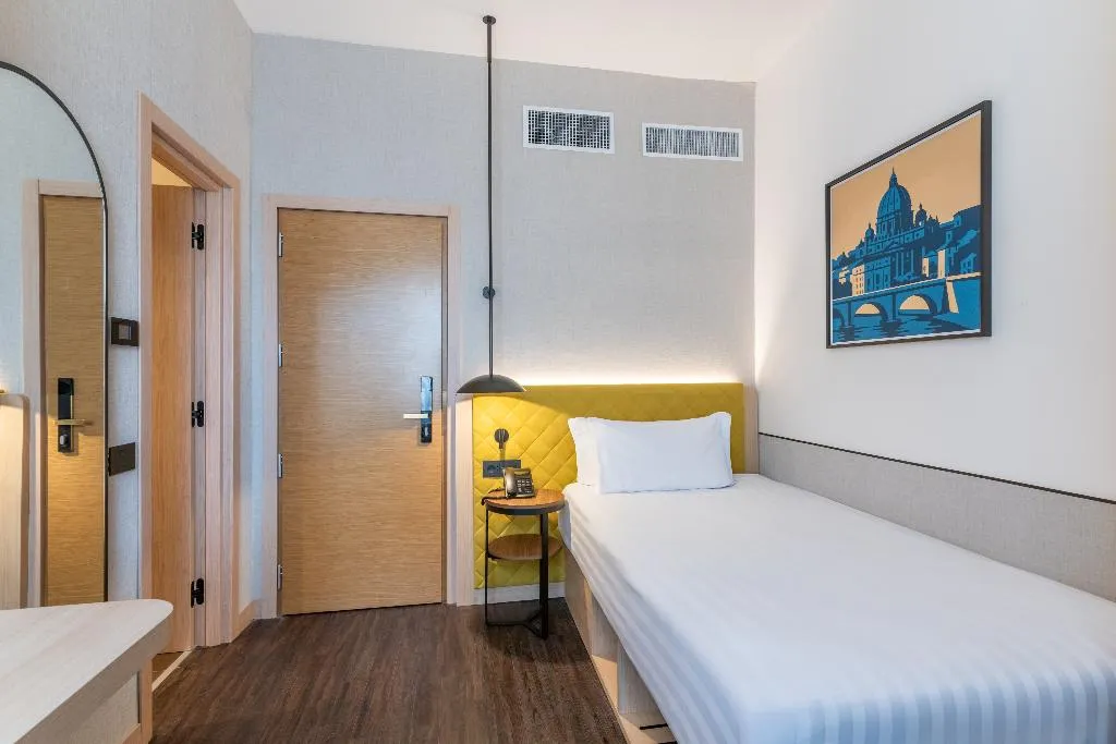SINGLE STANDARD Room, Hilton Garden Inn Rome Colosseum, Rome