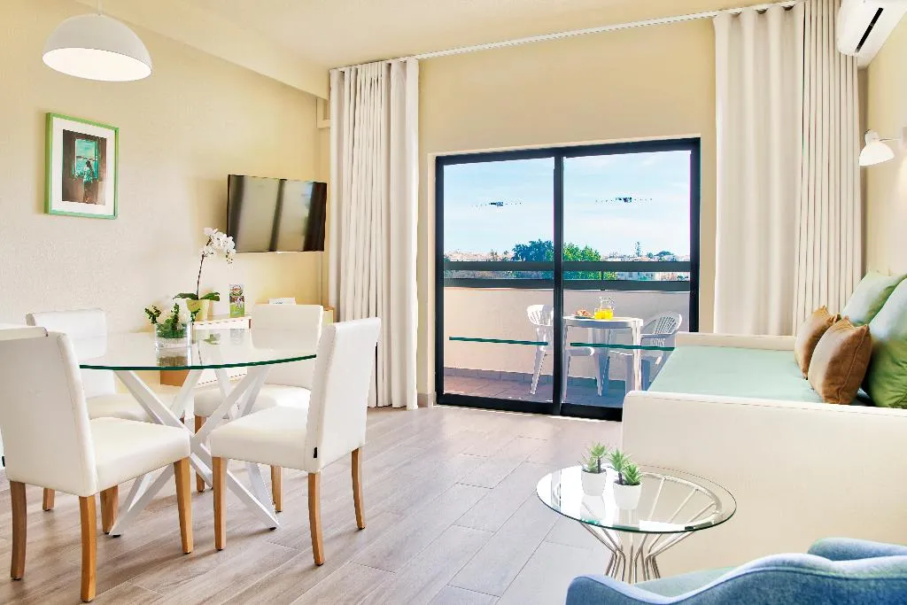 APARTMENT POOL VIEW ONE BEDROOM Room, Ondamar Hotel, Algarve