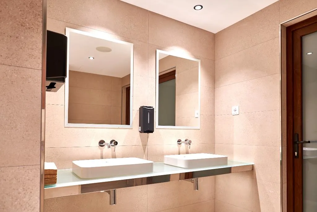 Sports and Entertainment, Apartamentos Ponent, Majorca