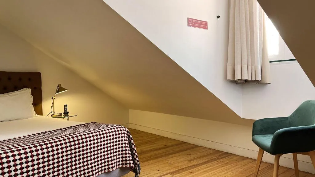 DOUBLE QUEEN SIZE BED Room, Casa do Bairro by Shiadu, Lisbon