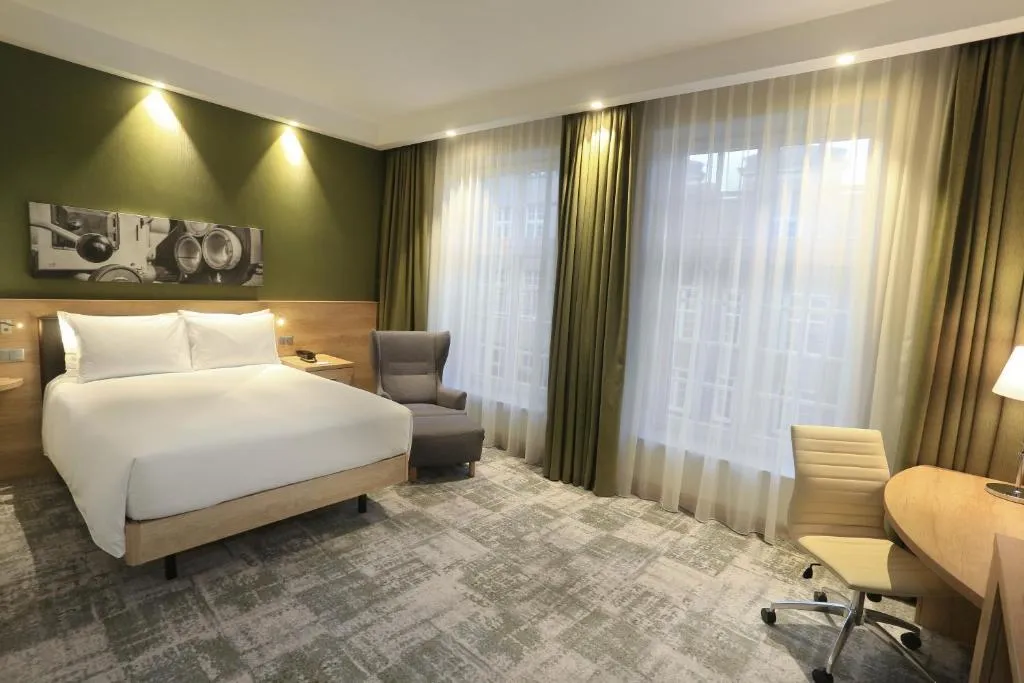 DOUBLE QUEEN SIZE BED Room, Hampton by Hilton Gdansk Old Town, Gdansk