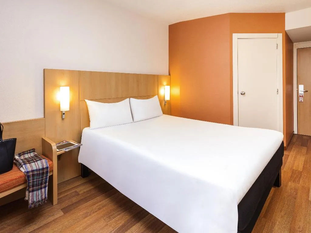 DOUBLE STANDARD Room, ibis Madrid Alcobendas, Madrid