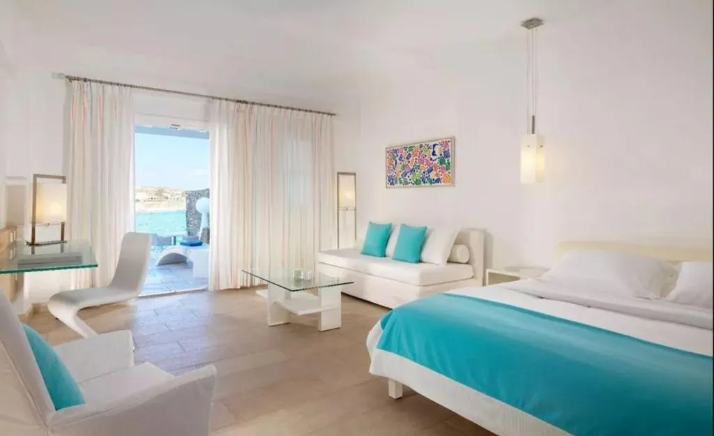 SUITE EXECUTIVE Room, Petasos Beach Resort & Spa, Mykonos