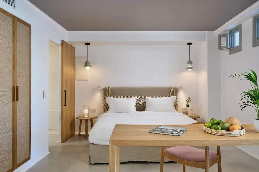 Room, Adorno Suites Mykonos, Mykonos