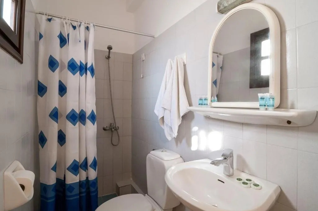 Room, Holiday Beach Resort, Santorini