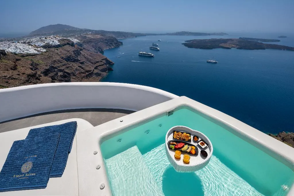 JUNIOR SUITE WITH JACUZZI Room, Eteoro Suites, Santorini