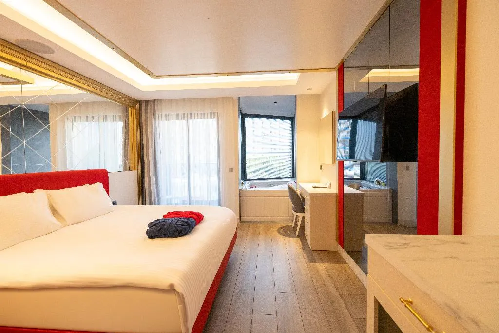 DOUBLE SINGLE USE DELUXE SEA VIEW Room, Granada Luxury Red, Antalya