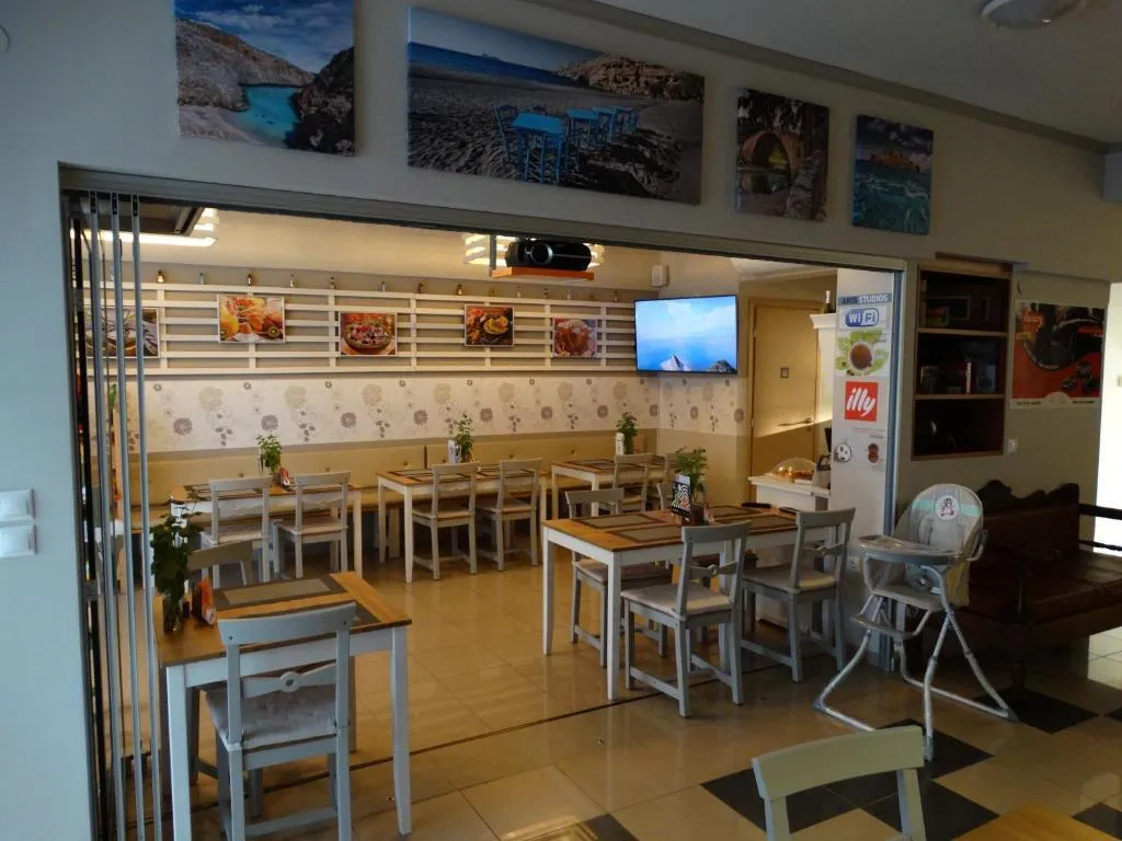 Lobby, Aris Studios, Crete