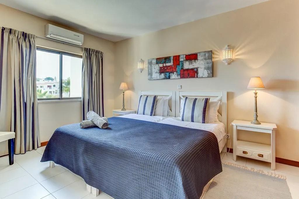 APARTMENT SEA VIEW TWO BEDROOMS Room, Monte Dourado, Algarve