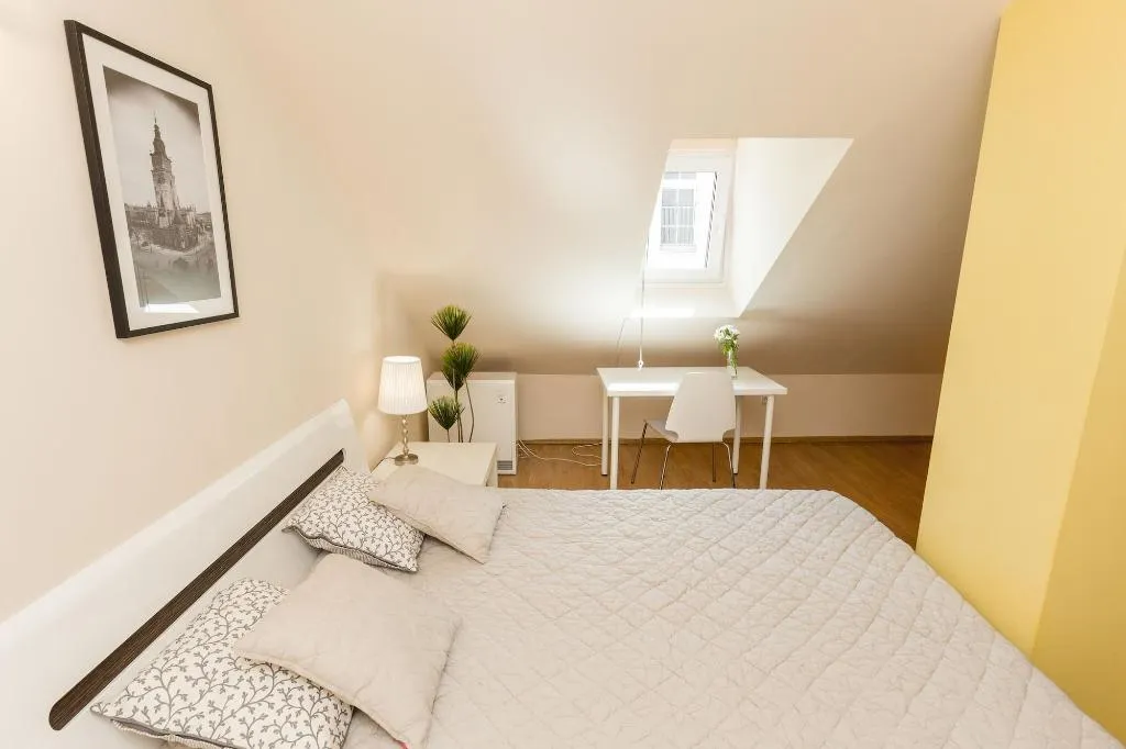 Room, Erasmus Student Apartments - Krakow Old Town, Krakow