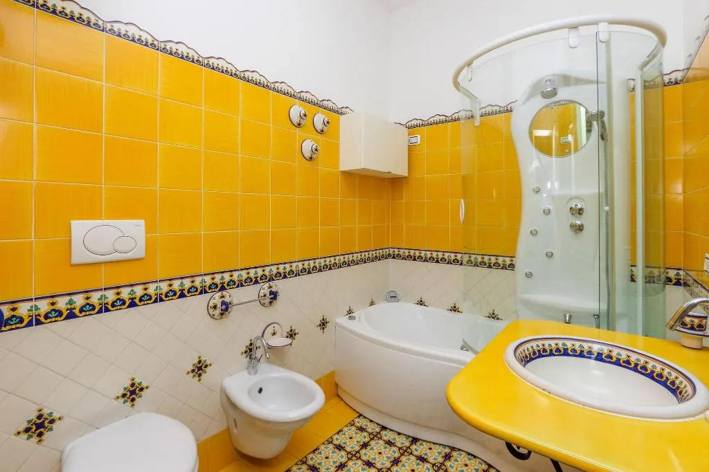 Room, Villa Maria Pia, Naples