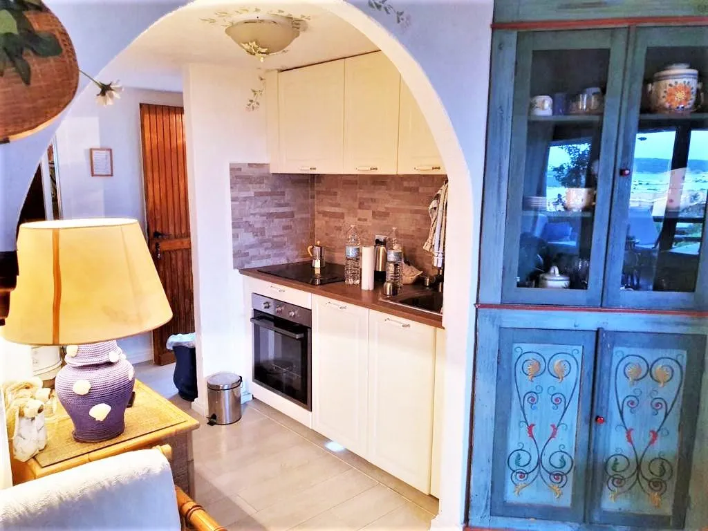 APARTMENT CAPACITY 6 TWO BEDROOMS Room, Villaggio Marineledda, Olbia