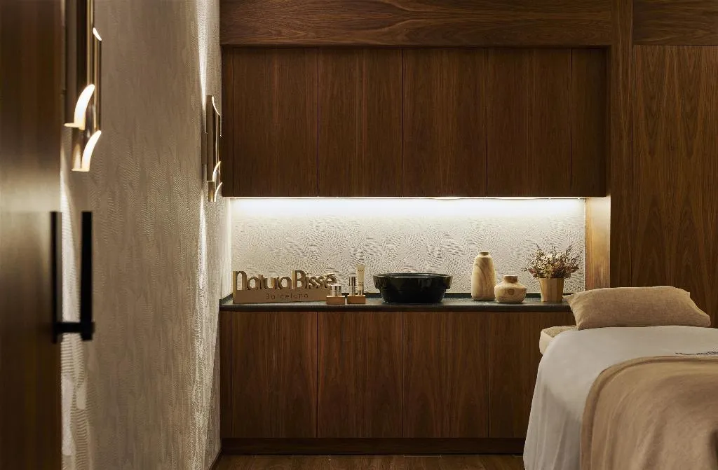 Sports and Entertainment, Grand Hyatt Barcelona, Barcelona