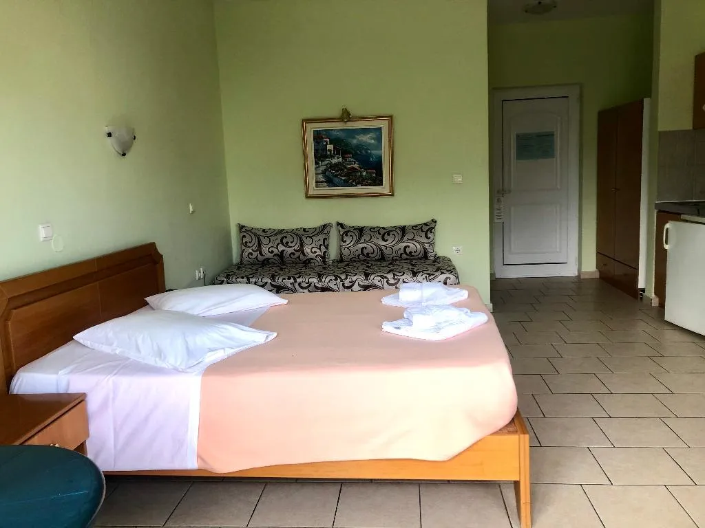 STUDIO GARDEN VIEW Room, Epis Hotel, Crete