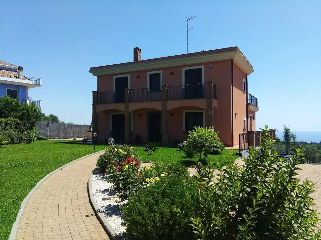 General view, Villa Feluchia, Palermo