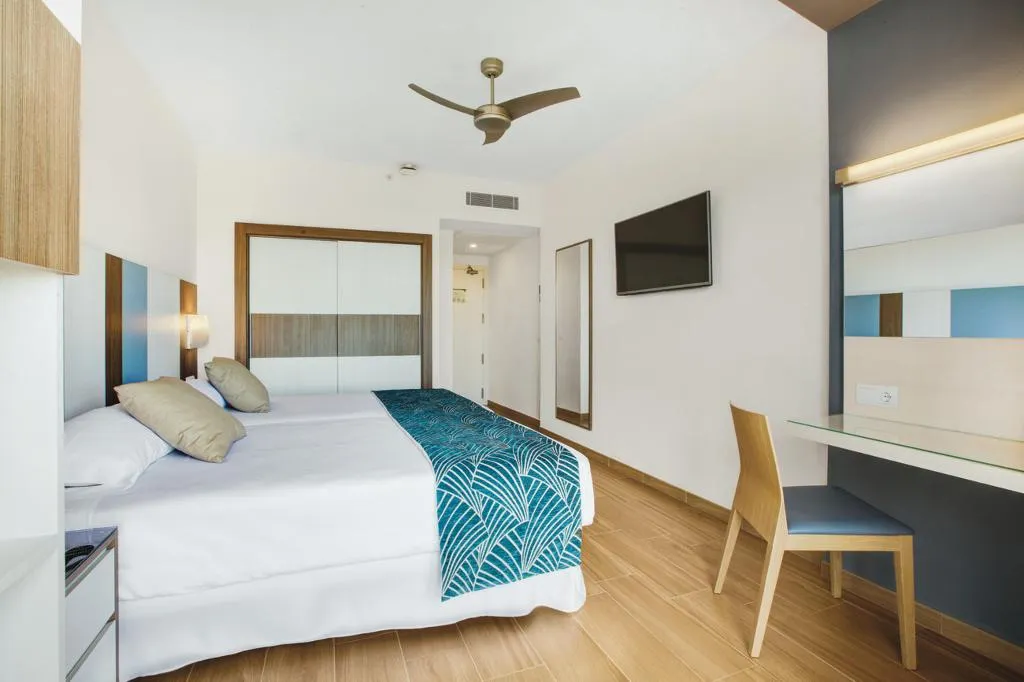 Double or Twin STANDARD Room, Hotel Riu Festival, Majorca