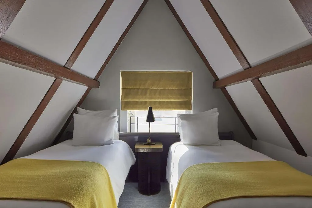 FAMILY ROOM STANDARD Room, Pulitzer Amsterdam, Amsterdam