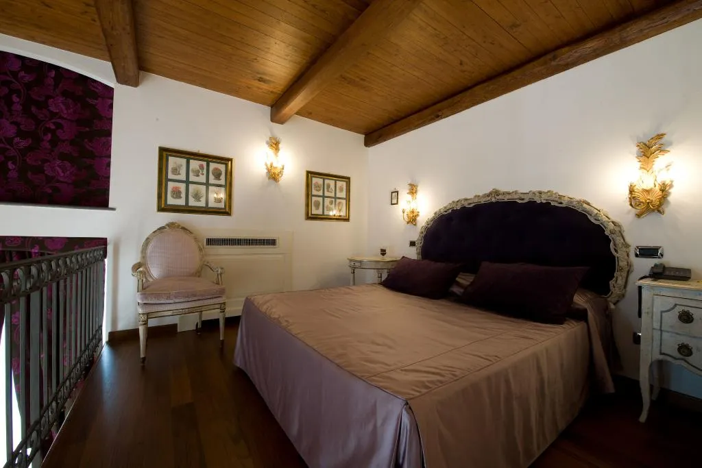 SUITE PREMIUM Room, Botanico San Lazzaro, Naples