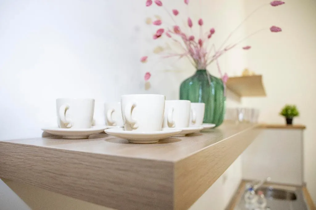 STUDIO CAPACITY 4 Room, Easy Apartment Navigli, Milan