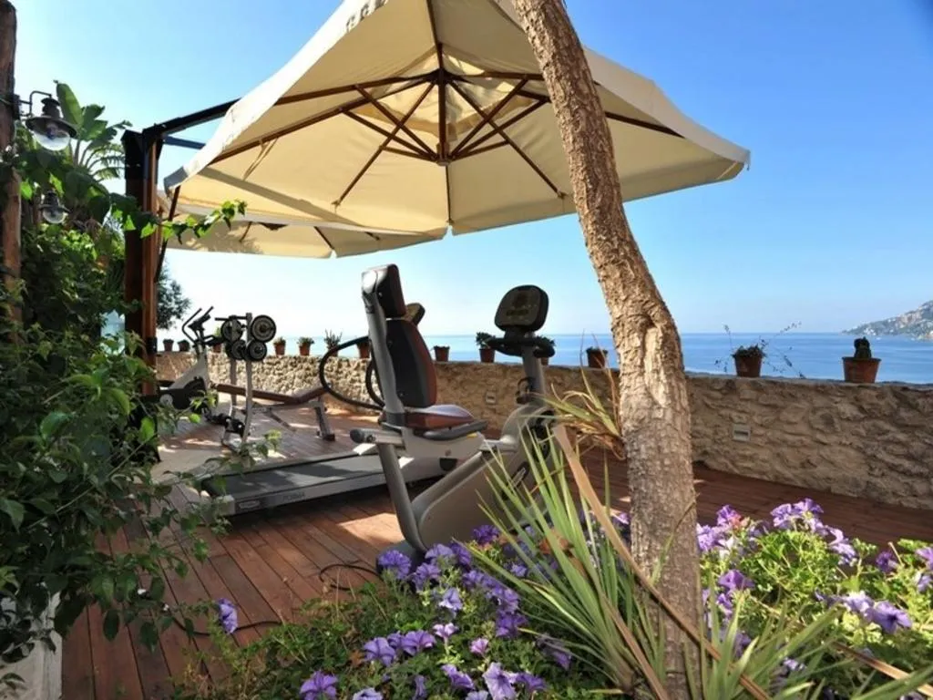 Sports and Entertainment, Botanico San Lazzaro, Naples