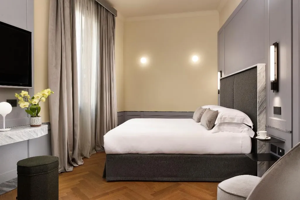 DOUBLE CLASSIC Room, Floren Luxury Hotel, Florence