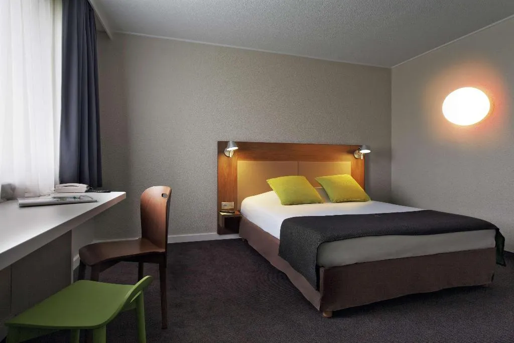 TWIN STANDARD Room, Campanile Prime Krakow Old Town, Krakow
