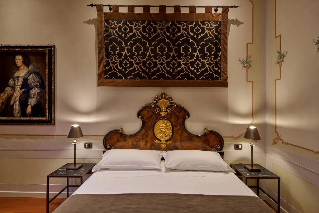 Double or Twin DELUXE Room, UNA HOTELS Ala Venezia - Adults +16, Venice