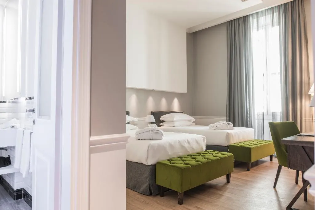 TWIN SUPERIOR Room, Palazzo Castri 1874 Spa & Garden, Florence
