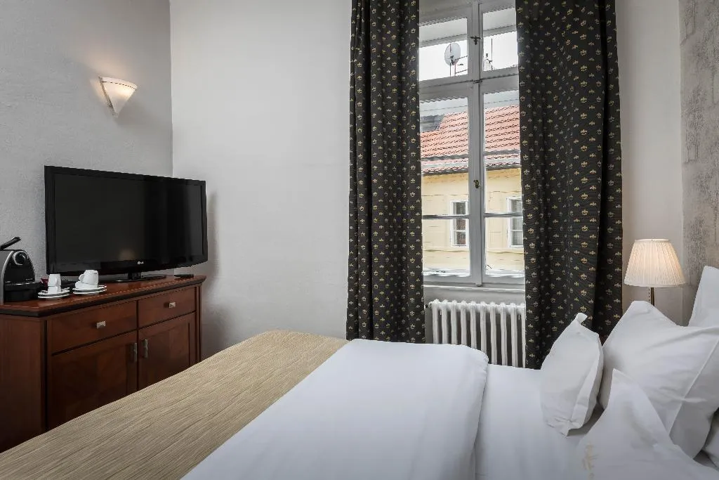 JUNIOR SUITE KING SIZE BED Room, Monastery Garden Prague, Prague