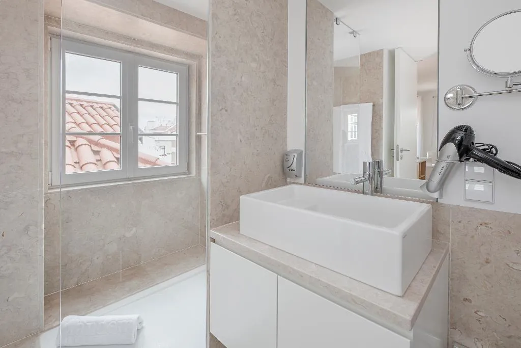 STUDIO STANDARD Room, Tandem Palacio Alfama Suites, Lisbon