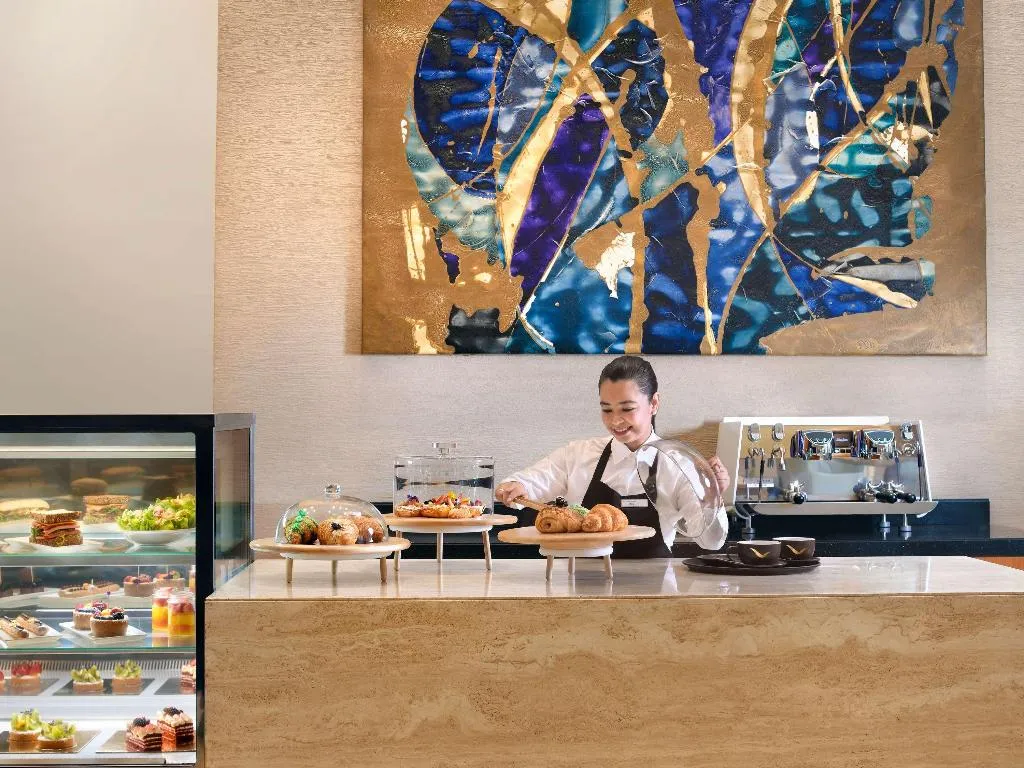 Restaurant, Movenpick Hotel Jumeirah Beach, Dubai