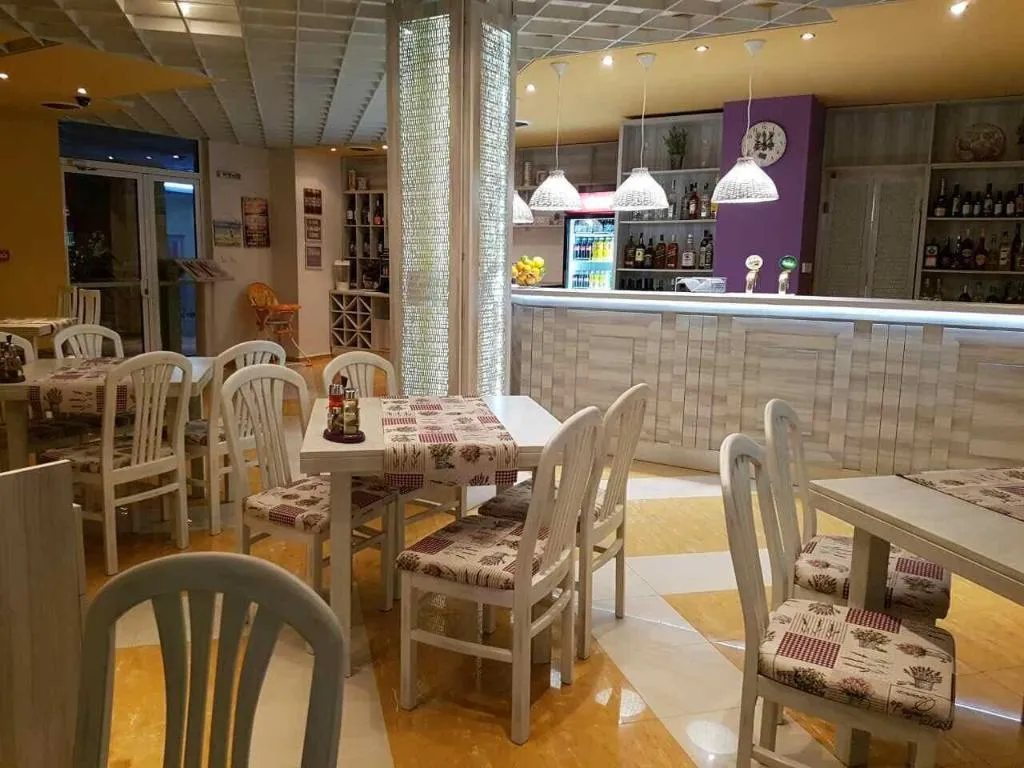 Restaurant, Aphrodite Beach Hotel, Bourgas