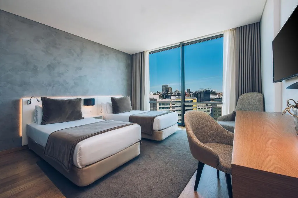 DOUBLE SUPERIOR CITY VIEW Room, Iberostar Selection Lisboa, Lisbon