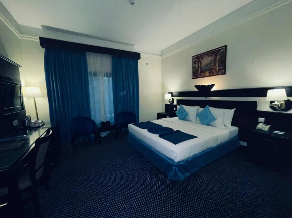 SUITE DELUXE Room, Claridge, Dubai