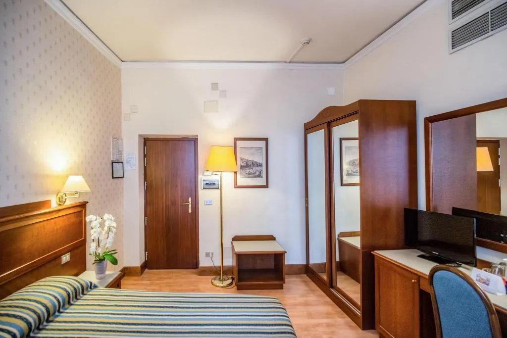 DOUBLE STANDARD Room, Martelli, Florence