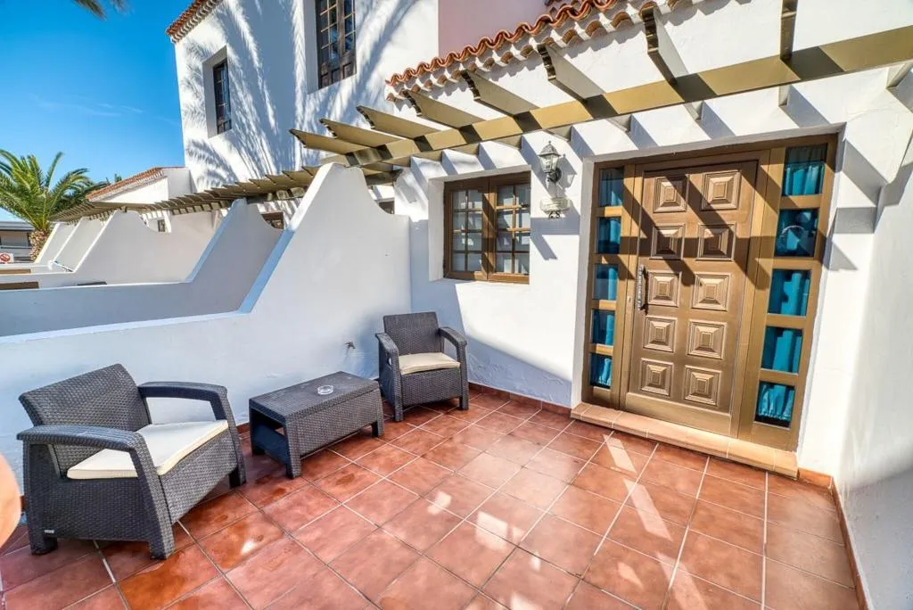 APARTMENT TWO BEDROOMS Room, Las Rosas, Tenerife