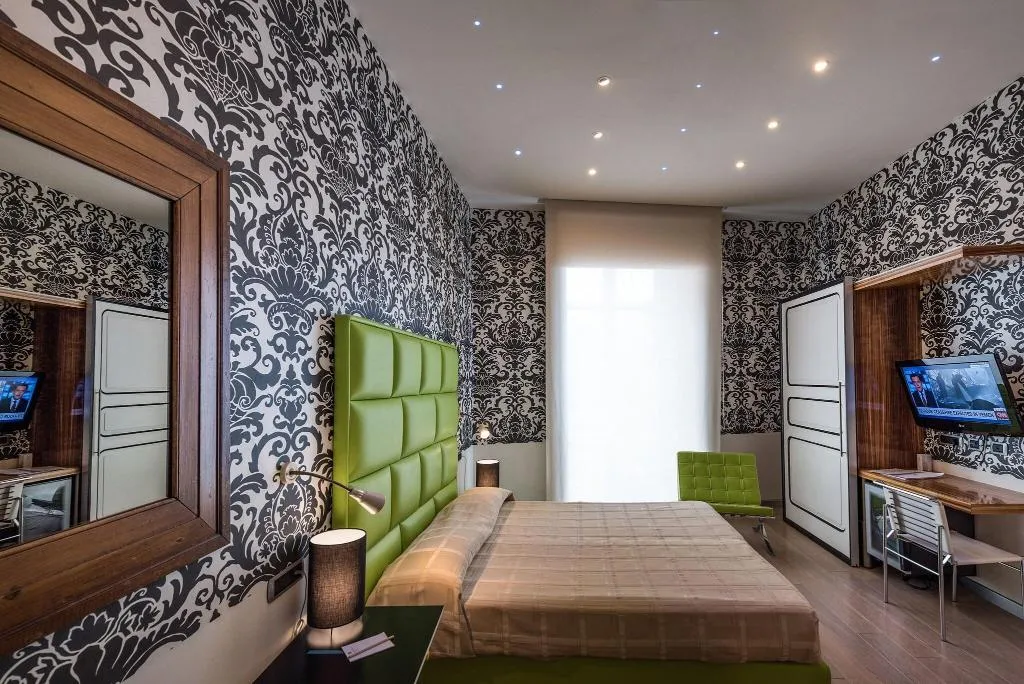 DOUBLE CLASSIC Room, Palazzo Ferraioli, Naples