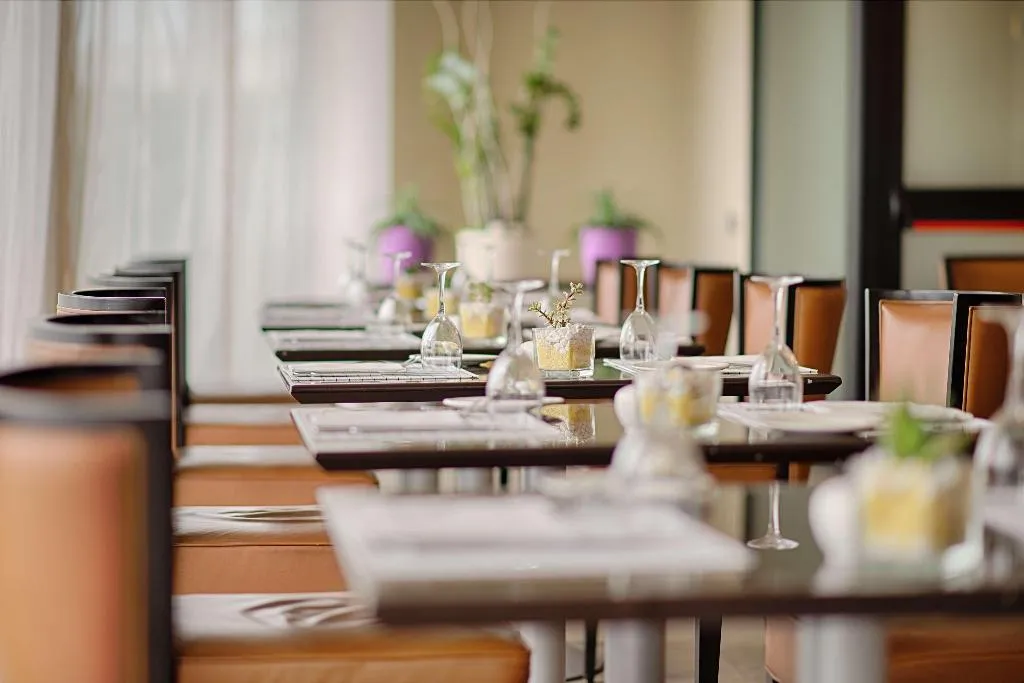 Restaurant, NH Linate, Milan