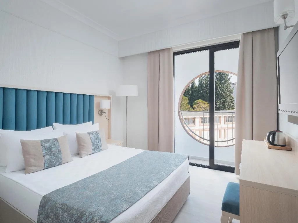 FAMILY ROOM STANDARD Room, Asteria Collection Side, Antalya