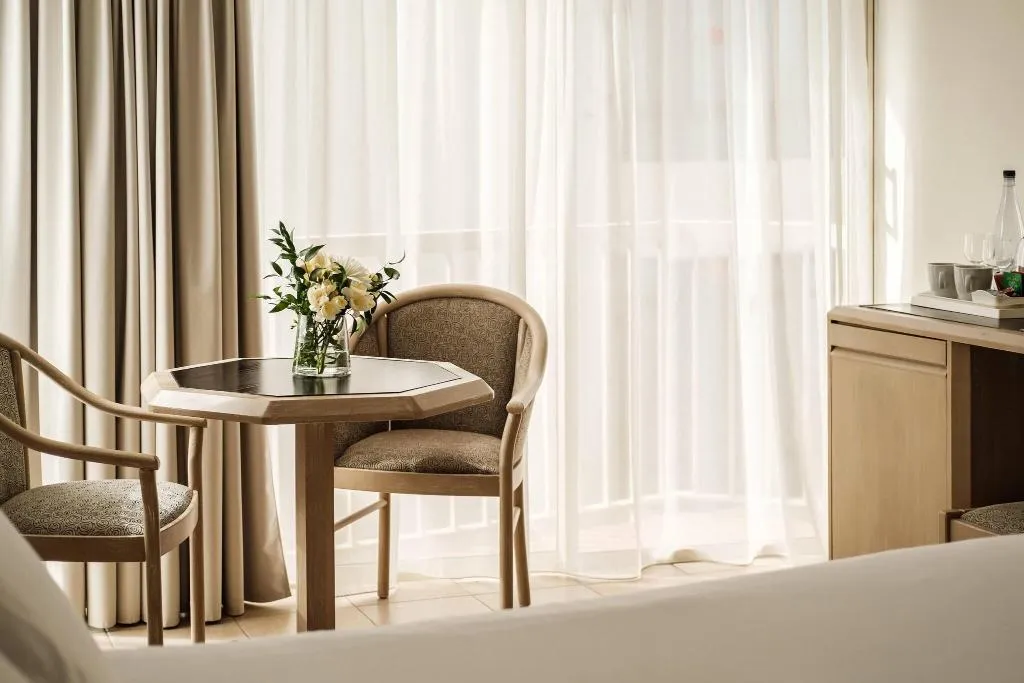 DOUBLE SUPERIOR SIDE SEA VIEW Room, Diplomat, Malta