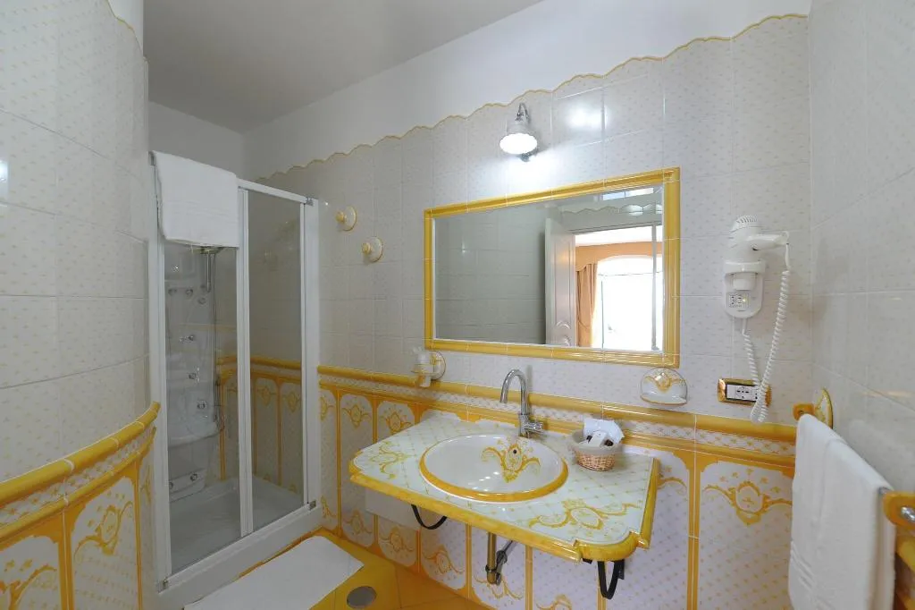 Room, Villa Maria Pia, Naples