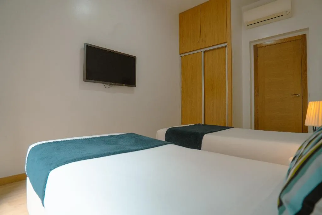 APARTMENT CAPACITY 4 TWO BEDROOMS Room, Smartr Chueca, Madrid