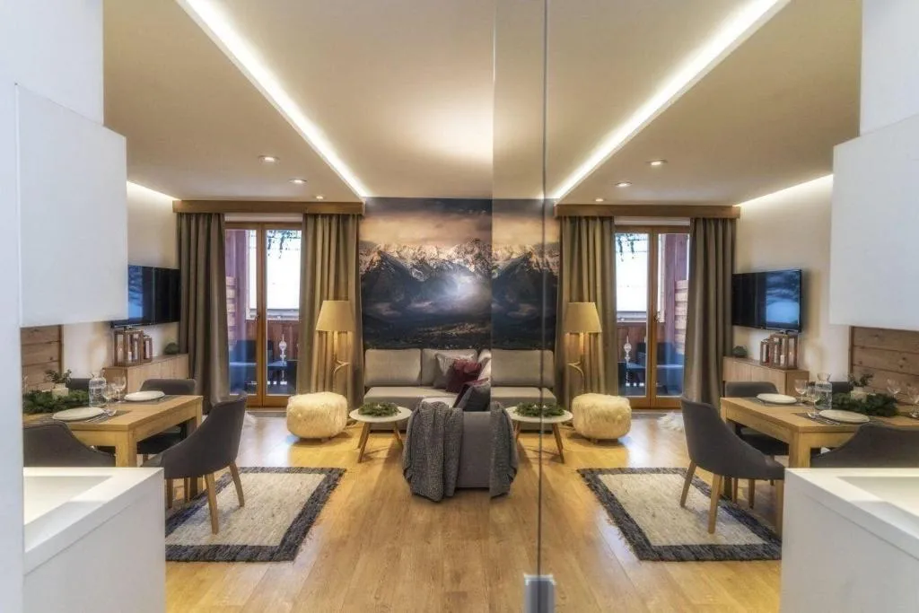 Room, ApartHotel Giewont, Krakow