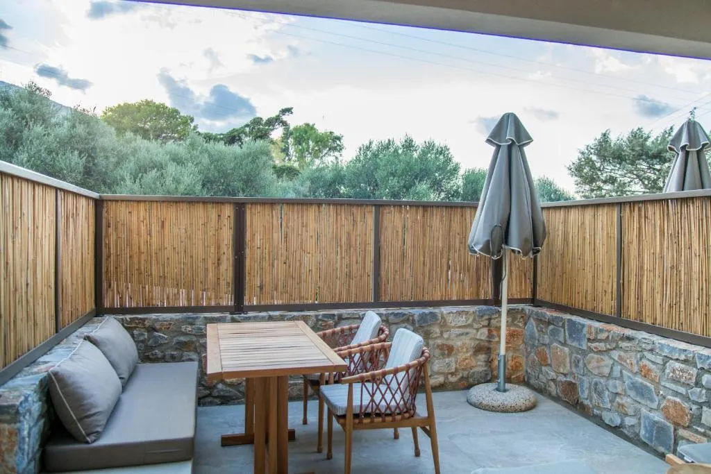 JUNIOR SUITE GARDEN VIEW Room, King Minos Retreat Resort and Spa, Crete