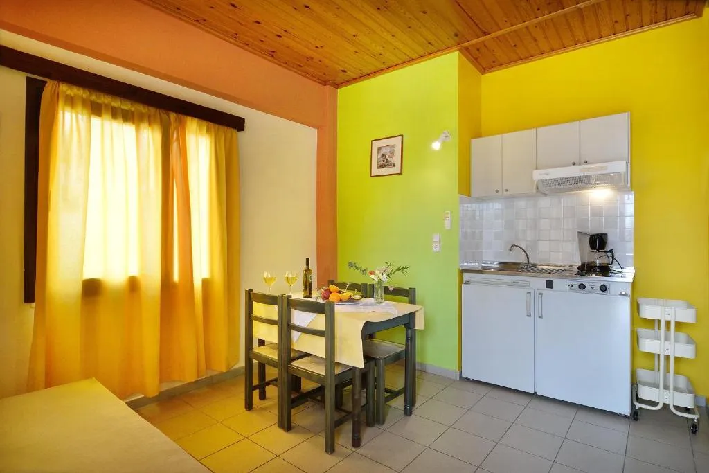 APARTMENT CLASSIC Room, Mythos Platanias, Crete